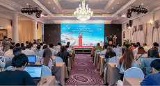[EN] Đường phố TPHCM thông thoáng trong ngày đầu đi làm sau Tết